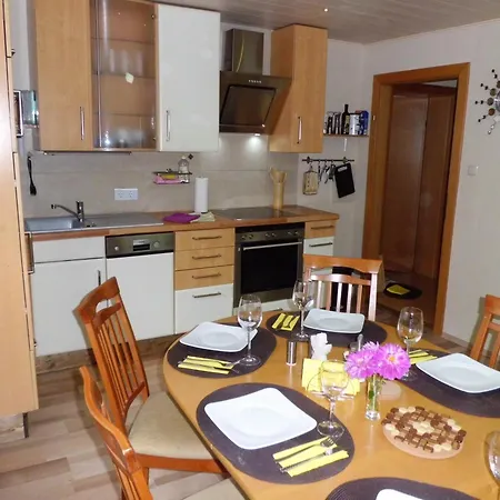 Haus Marina Alpenrose Mit Gratis Eintritt Alpentherme Apartment *